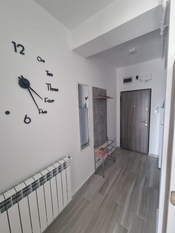 شقة Apartament Mivali Năvodari المظهر الخارجي الصورة