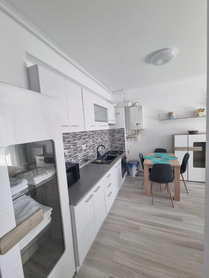 شقة Apartament Mivali Năvodari المظهر الخارجي الصورة